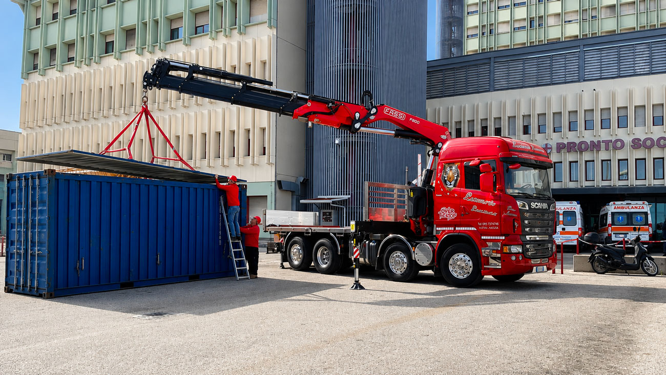 trasporti luvara 3 Sollevamento container con camion con gru Luciano Luvarà